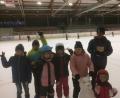 Bild: exb
Als Belohnung für ihre Kirchenbesuche lädt die Pfarrei Buben und Mädchen ins Eisstadion ein.