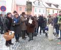 Bild: az
Den Sebastianstag begingen die Grafenwöhrer mit Teig-Pfeilen und Tee am Marktplatz.