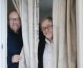 Bild: Gabi Schönberger
Sie wollen keinesfalls, dass der Vorhang für die "Kulturbühne" fällt. Aber Stefan Voit (links) und Veit Wagner wünschen sich mehr Unterstützung für das Theater und für die Kultur in Weiden allgemein.