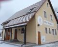 Bild: ohr
Die FFW Weiding beantragte die Anschaffung eines neuen Tragkraftspritzenfahrzeuges (TSF). Die Beschaffungskosten belaufen sich auf rund 50.000 Euro. Die Zuwendung des Freistaates Bayern liegt bei 23.000 Euro. Der Gemeinderat Schwarzach plädierte für die Bereitstellung der entsprechenden Mittel im Haushaltsplan 2019.