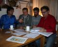 Bild: sne
Die Planungen für die Ausbildungsmesse 2019 der SPD-Ortsvereine laufen auf Hochtouren.Fritz Betzl, Thomas Weiß, Thomas Ott und Bernhard Stangl (von links) besprechen verschiedene Konzepte, um Besuchern, Unternehmen und Behörden eine attraktive Veranstaltung bieten zu können.