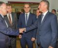Bild: chl
Landrat Richard Reisinger, CSU-Kreistags-Fraktionssprecher Stefan Braun, Europawahl-Kandidat Christian Doleschal und CSU-Kreisvorsitzender Harald Schwartz bei der Begrüßung.