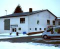 Bild: fjo
Der TSV Waidhaus muss das Hans-Sommer-Sportheim nach dem Sturm "Fabienne" vom 24. September renovieren. Dafür nimmt der Verein nun einen Kredit auf.