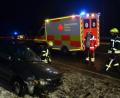 Bild: dob
Der Netherlands Car wurde bei diesem Unfall total beschädigt. Eine 42-Jährige aus der Großgemeinde Vohenstrauß erlitt schwere Verletzungen. Ob gesundheitliche Gründe oder Glatteis ursächlich für den Unfall waren, ließ sich nicht sofort klären.