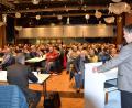 Bild: jak
Großes Interesse bestand in der Bevölkerung an der Diskussionsrunde zum geplanten Krematorium am südlichen Ortseingang, zu der Bürgermeister Andreas Wutzlhofer eingeladen hatte. Die 300 in der Stadthalle bestuhlten Plätze waren nahezu voll belegt.