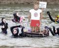 Bild: exb
Europas größer Karnevalsumzug auf dem Wasser und die Wasserwacht Weiherhammer ist dabei.