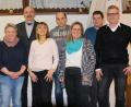 Bild: exb
Den neuen Vorstand der Kastler „Freien“ bilden Vorsitzender Dominik Kugler, zweiter Vorsitzender Walter Zimmermann, die Beisitzer Martin Schraml (hinten von links) und Michael Graf, Kassiererin Andrea Sertl-Weilacher und Beisitzerin Karin Kirchberger (vorne von rechts). Ortssprecher sind Maria Koslowski (Zweite von links) und Klaus Biersack (Zweiter von rechts).