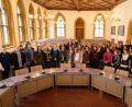 Bild: exb
Die Schüler aus dem Istituto d´Istruzione Superiore Bazoli-Polo Desenzano in Italien und ihre deutschen Gastgeber besuchen Oberbürgermeister Michael Cerny im Amberger Rathaus.