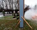 Bild: Alexander Unger
Die Feuerwehr Teunz hat einen "Fog-Nail" im Einsatz. Damit können Brände "durch die Wand" gelöscht werden.