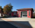Bild: e
In der Fahrzeughalle im Feuerwehrhaus Ebersbach wird ab Sommer 2020 anstelle eines Löschanhängers ein neues Tragkraftspritzenfahrzeug stehen.