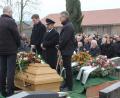 Bild: frd
Groß war die Anteilnahme der Bevölkerung, als am Donnerstag der langjährige Kreisvolkmusikpfleger Alois Gillitzer auf dem Friedhof in Niedermurach beigesetzt wurde.