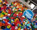 Bild: exb
In der Hängematte sind schon richtig viele Plastikdeckel abgegeben worden, um einen Beitrag zur Bekämpfung von Kinderlähmung zu leisten. Noch bis zum Sonntag kann die Aktion unterstützt werden.