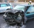 Bild: kro
Beim Einbiegen auf die B299 übersah der VW-Fahrer den Skoda. Beide Fahrzeuge krachten ineinander.