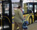 Archivbild: Petra Hartl
Am Samstagen sind die Buslinien in Amberg beziehungsweise im Landkreis nicht voll ausgelastet. In Aschaffenburg hat man sich entschieden, den ÖPNV den Bürgern an Samstagen zwei Jahre lang kostenfrei anzubieten.