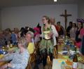 Bild: srh
Bewegungsspiele bringen die Besucherinnen beim Frauenbundfasching in Schwung.