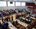 Bild: Franziska Hüttner
Die bunte Faschingsgemeinschaft zog in einer Polonaise durch den Saal der Nordgauhalle.