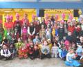 Bild: es
Chrsitine Kick, Leiterin der TSV-Abtreilung Kinderturnen, veranstaltet mit ihren Helferinnen am Rosenmontag einen stimmungsvollen Kinderfasching in der Schulaula.