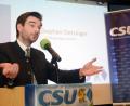 Bild: Gabi Schönberger
Landtagsabgeordneter Stephan Oetzinger spricht beim Politischen Aschermittwoch der CSU im Weidener Postkeller.