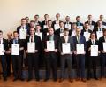 Bild: bgm
33 junge Männer aus den Landkreisen Amberg-Sulzbach, Cham, Neustadt/WN, Schwandorf und Tirschenreuth sind neue Landwirtschaftsmeister. Frauen waren beim Jahrgang 2019 – laut Gerhard Gradl ausnahmsweise – nicht dabei.