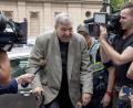 Bild: Andy Brownbill/AP/dpa
Als bislang ranghöchster katholischer Geistlicher ist der bisherige Finanzchef des Vatikans, Kardinal George Pell, wegen sexuellen Missbrauchs von Minderjährigen verurteilt worden.