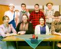 Bild: exb
Die Theatergruppe der KLJB Saltendorf spielt im April das Stück "Deifi Sparifankerl".