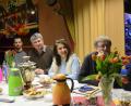 Bild: Kunz
Interessante Gespräche führen (von links) Svitlana Ioffe, Paul Zitzmann, Herbert Schmid, Sema Tasali-Stoll, Veit Wagner und Waldemar Hack.