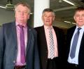 Bild: Hirsch
Erich Pilhofer, Josef Bauer und Dr. Thomas Nibler (von links) zogen bei der Mitgliederversammlung des Rinderzuchtverbandes und des Milcherzeugerringes Bilanz.