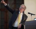 Bild: Wolfgang Steinbacher
Das Vereinigte Königreich befindet sich in einem Wertewandel. Professor Roland Sturm erklärte zum Auftakt der 40. Erlanger Unitage im Rathaus, dass es mehrere Gründe für den Brexit-Wunsch gibt.
