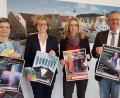 Bild: Christopher Dotzler
Nicole Zwicknagel vom Kulturamt, Kulturamtsleiterin Susanne Lehnfeld, Christina Fink-Rester von der KMK-Fördervereinigung sowie Oberbürgermeister Andreas Feller (von links) stellten das Programm der zehnten Konrad-Max-Kunz-Tage vor.