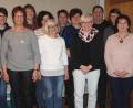 Bild: weu
Heike Klein (Dritte von links) und Bettina Lottner (Vierte von links) stehen an der Spitze des Frauenbundes. Sie werden zur Freude von Pfarrer Markus Urban (Fünfter von rechts) von einem tatkräftigen Team unterstützt.