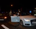 Bild: dob
Den Audi hat es ganz schön erwischt. Die vier jungen Leute kommen vorsorglich ins Klinikum Weiden.