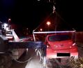 Bild: Alexander Auer
Ein 49-Jähriger landet mit seinem Auto in Neutraubling in einem Blumenbeet.