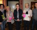 Bild: soj
Kreisvorsitzende Tina Zeitler (links), FU-Ortsvorsitzende Petra Becher (Mitte) sowie CSU-Ortsvorsitzender Wolfgang Söllner gratulierten dem neuen Ehrenmitglied Inge Stich (Zweite von links) und Schatzmeisterin Christine Söllner zu ihren Auszeichnungen.