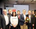 Bild: jma
Von links Norbert Gradl, Richard Gaßner, Brigitte Bradl, Günter Sertl, Peter Danninger, Uwe Bergmann, Felix Müller, Isabell Bergmann.