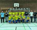 Bild: olf
Der letzte Heimspieltag der Handballer der DJK Weiden stand ganz im Zeichen des Abschieds von Spielertrainer Christian Wolf (knieend Dritter von links). Passenderweise beschenkte ihn seine Mannschaft mit einem Erfolg.