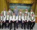 Bild: rdh
Der OWV-Vorstand (hinten von links): Beisitzer Michael Heldwein sen. und Wolfgang Gleißner, Fotowart Holger Wolfrum, Markierungswart Bernhard Schwamberger, Bankwart Klaus Keim, Wanderwart Willibald Sladky sowie (vorne von links) Vogelwart Hubert Schwamberger, Kassier Josef Hecht, 2. Vorsitzender Alois Sladky, Vorsitzender Bernd Schwamberger, Schriftführer Andreas Schwamberger, Beisitzer Norbert Falk.

(von links sitzend) Vogelwart Hubert Schwamberger, Kassier Josef Hecht, 2. Vorsitzender Alois Sladky, 1. Vorsitzender Bernd Schwamberger, Schriftführer Andreas Schwamberger, Beisitzer Norbert Falk

(nicht im Bild Erhard Franz und Willibald Schwägerl)