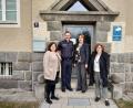 Bild: exb
Der Inspektionsleiter, Erster Polizeihauptkommissar Bernhard Hager, führte Marianne Schieder, Annette Karl und Stadträtin Margot Weber durch die Räume der Polizeiinspektion.