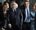 Bild: Francisco Seco/AP/dpa
Viktor Orban (Mitte), Ministerpräsident von Ungarn, kommt zu einem Treffen der Europäischen Volkspartei (EVP) im Europäischen Parlament.