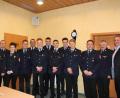 Bild: cs
Mit Erfolg stellten sich Feuerwehrfrauen und -männer verschiedenen Lehrgängen für die Weiterbildung. Mit im Bild Bürgermeister Joachim Neuß, Kreisbrandinspektor Hans Sperber, Vorsitzender Bernhard Frohnhöfer (von rechts), 1. Kommandant Xaver Leipold und Kreisbrandmeister Michael Schmidt (von links).