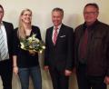 Bild: e
Lisa Weiß mit den drei Bürgermeistern