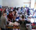 Bild: abu
Viele Eltern aus Grafenwöhr und den umliegenden Orten nutzten den Kindersachenflohmarkt im Jugendheim um so manches Schnäppchen für ihre Kleinen zu ergattern.