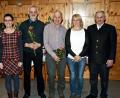Bild: bas
Ehrenmitglieder ernannt (von links): Vorsitzende Michaela Basler, Alfred Schwarz, Hermann Koch, Zweite Vorsitzende Gertraud Greß und Zweiter Bürgermeister Franz Weiß.