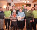Bild: bnr
Der OGV ernannte alle Mitglieder über 80 Jahren zu Ehrenmitglieder. Dazu gratulierten die Vorstandschaft und die Ehrengäste. Unsere Aufnahme zeigt von links: Anita Meindl, Beate Danzl, Zweiten Bürgermeister Josef Prechtl, Elisabeth Jakob, Johann Schönberger, Hedwig Hierold, Hans Wilke. Hubert Kiener, Kreisfachberaterin Heidi Schmid und Robert Schmauß.