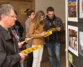 Bild: mor
Die Bilder und Multivisionsschauen der Fotofreunde Eschenbach/Grafenwöhr zogen viele Besucher in den Pressather Pfarrsaal.