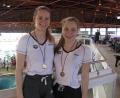 Bild: rbg
Carina Bönisch (links) und Lena Rath siegten über 200m Schmetterling in ihren jeweiligen Altersklassen
