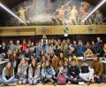 Bild: cs
Die französische Schülergruppe mit Schülerinnen und Schülern der Realschule Auerbach, den Lehrkräften und dem Geschäftsleiter der Stadtverwaltung, Michael Bierl.