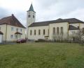 Bild: bk
Mit dem neuen Pfarrheim im Garten neben dem Pfarrhof und gegenüber der Kirche kommt es zu einem harmonischen Gesamtbild. Baustart ist 2020.