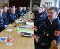 Bild: Hirsch
Die Spitze des Kreisfeuerwehrverbandes zog bei der Hauptversammlung eine positive Bilanz. Links stellvertretender Landrat Arnold Kimmerl, daneben der Vorsitzende des Verbandes, Kreisbrandrat Robert Heinfling.