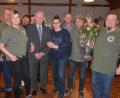 Bild: Kunz
Der Vorstand des Fischereivereins Weiden Ehrenmitglied Richard Neulinger (Fünfter von rechts) zum 80. Geburtstag.