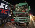 Bild: Alexander Auer
Gefahrgut-Lkw rast ungebremst ins Stauende auf der A3.